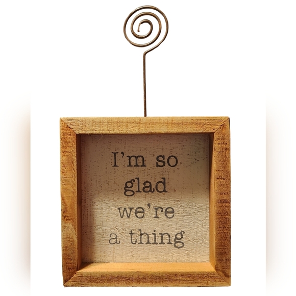 Rustic Wooden Photo Holder - Picture 1 of 3